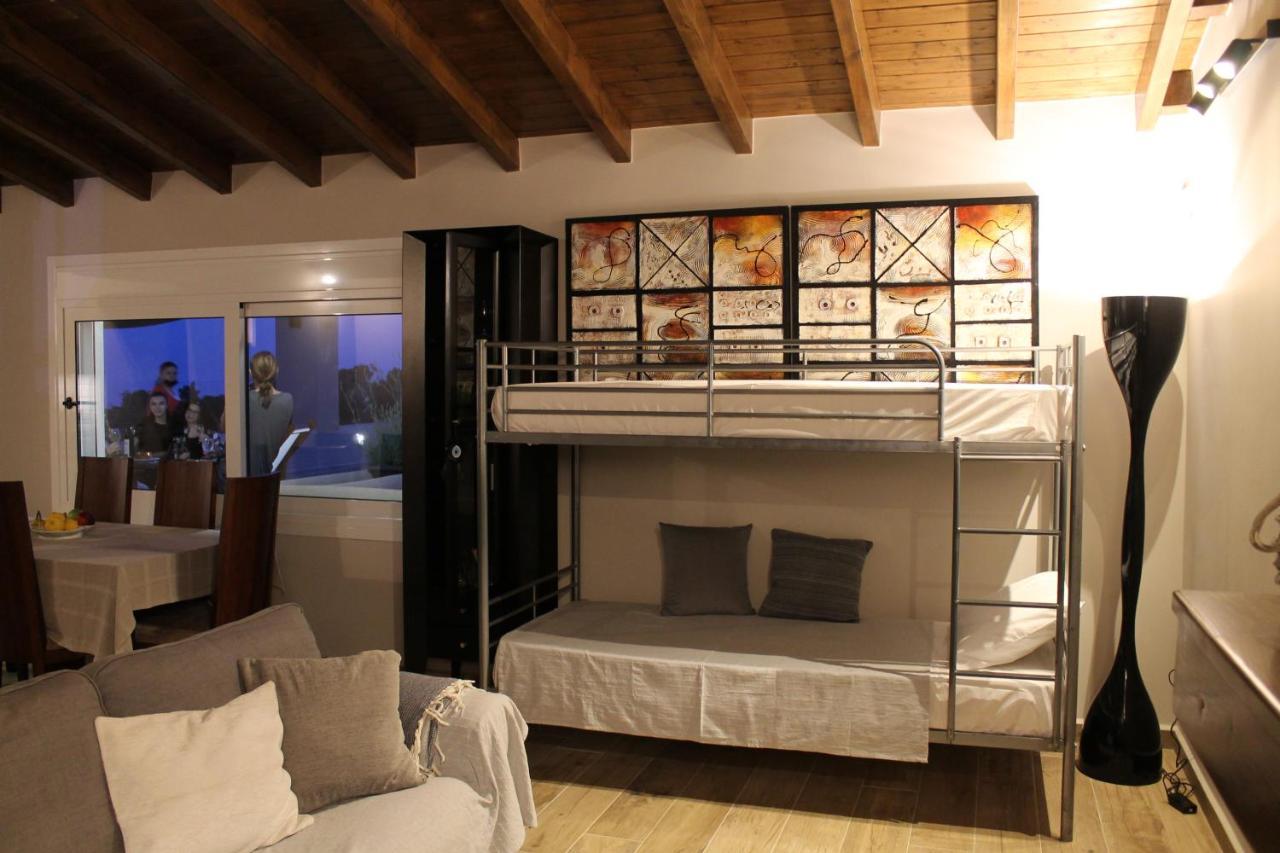 Sea View Apartment 15 Min From Athens Airport Nea Makri Luaran gambar